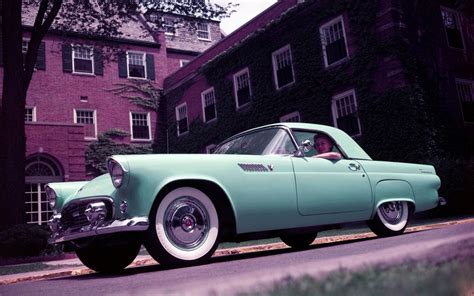 Ford Thunderbird La Personal Car Devenue Pace Car La Gazette D