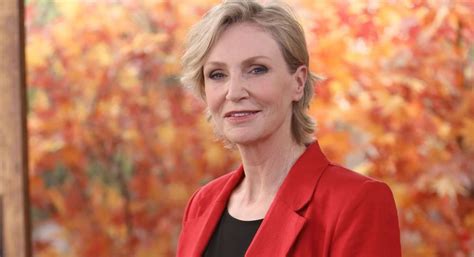 Is Jane Lynch Married Details On Her Love Life TheNetline