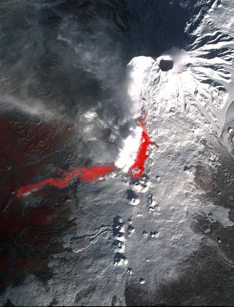 Nasas Terra Spacecraft Images Russian Volcanic Eruption