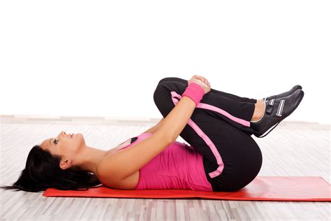 Knees To Chest Stretch For Low Back Muscles