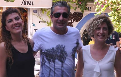 Erkan petekkaya ve eşi didem petekkaya. Erkan Petekkaya tatilde!