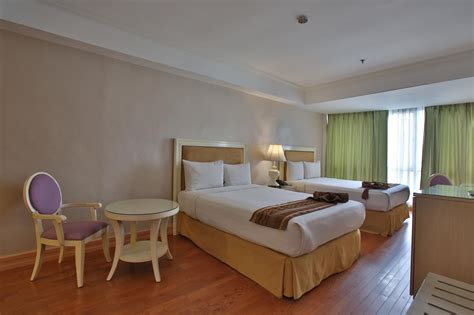 Crown Regency Hotel And Towers In Cebu Room Deals Photos And Reviews