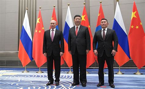 What is the height of the president of China? How tall is China's 