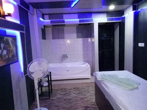 full body to body massage parlour in delhi and gurugram female to male