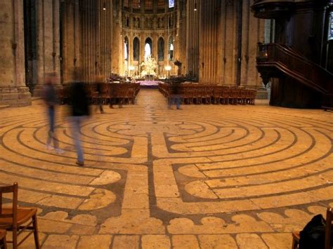Labyrinth Of Chartres Cathedral © University Of Pittsburgh French Moments