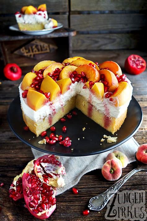 Lockerer mürbeteig, gefüllt mit leckerer vanillecreme und fruchtigem granatapfel. Schmandtorte mit geschmorten Pfirsichen & Granatapfel ...