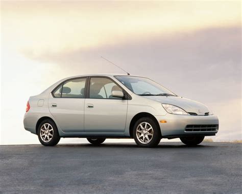 The orlando hybrids at our dealership utilize toyota's hybrid synergy drive system technology. What Is a Hybrid Car, and How Does It Work? We've Got the ...