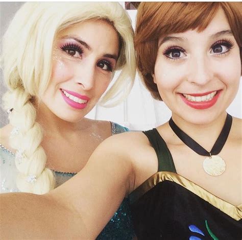 Elsa And Anna ️💕 ️💕 Princesas Baile El Pequeño Principe