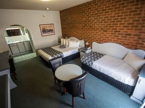 Albury Paddlesteamer Motel Accommodation The Murray Victoria Australia