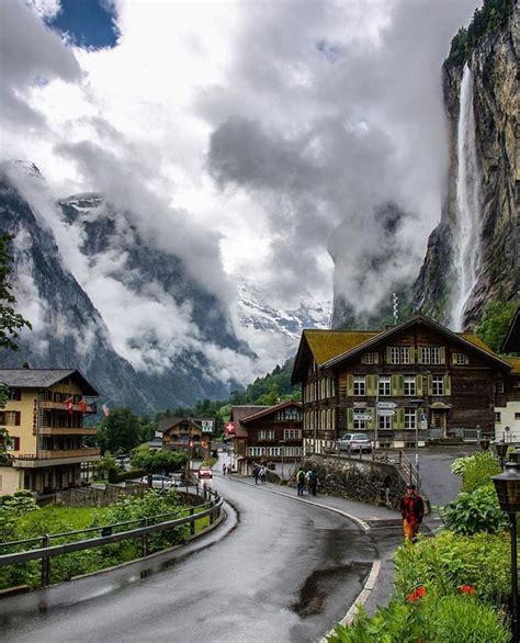 Switzerland Vacations 💯 🇨🇭 в Instagram Rainy Day ☔️ In Lauterbrunnen