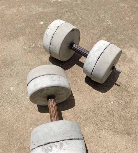 Simple Adjustable Dumbbells Using Concrete 4 Steps With Pictures