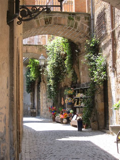 Orvieto Where My Favorite Italia Memory Rests 💚 Italy