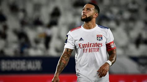 1.76 m (5 ft 9 in) playing position(s). Memphis Depay to Barcelona: Lyon pour cold water on ...