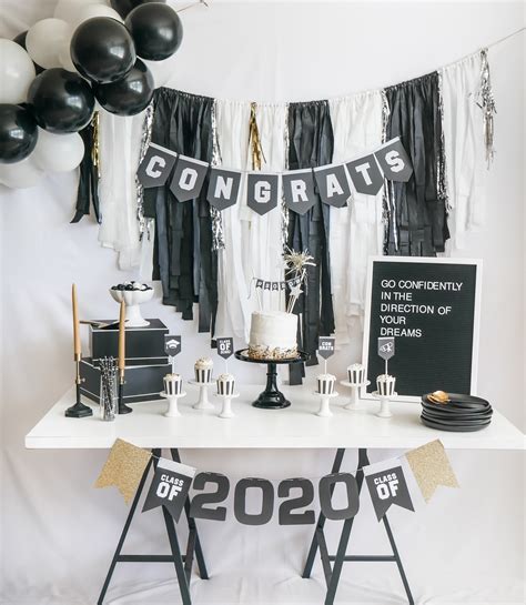 Top 99 Graduation Party Decorations That Will Celebrate Your Achievements In Style