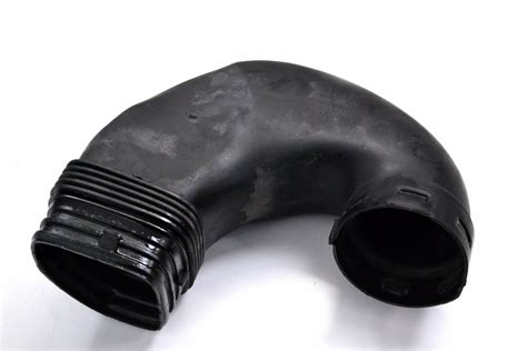 Vw Passat Cc Tdi Rhd Air Intake Pipe Tube Guide C D