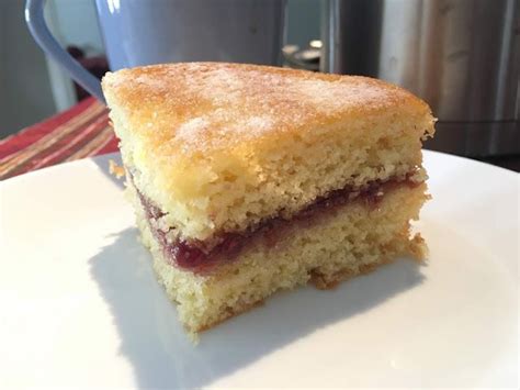Favorite hors d'oeuvres, entrées, desserts, baked goods, and more. Life Without Alu?: Mary Berry's Victoria Sandwich Cake in ...
