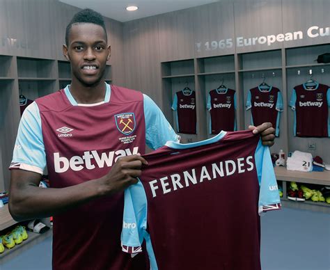 West Ham Transfer News Hammers Unveil New Signing Edimilson Fernandes