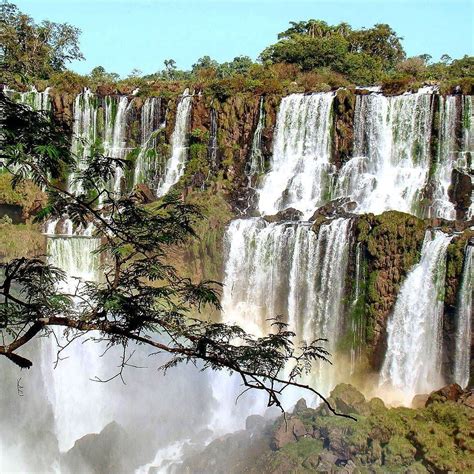 É Muita água É Muita Cachoeira É Muita Emoção É Foz Do Iguaçu Um