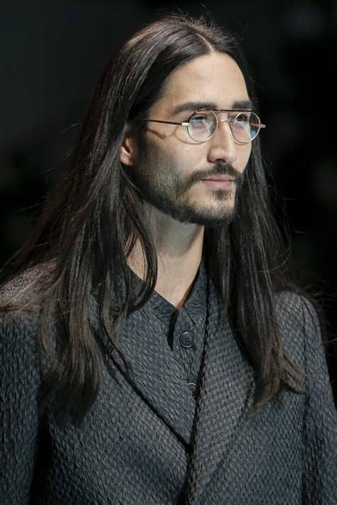 How to straighten hair for men using hair tools. 10 Hairstyles for men with thick hair