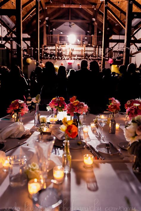 Katie And Jons Byron Colby Barn Wedding Chicago Wedding Florist