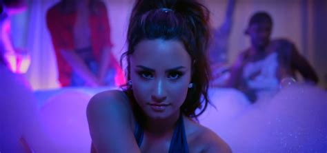 Demi Lovato S Sorry Not Sorry Enters Top 15 On Hot 100