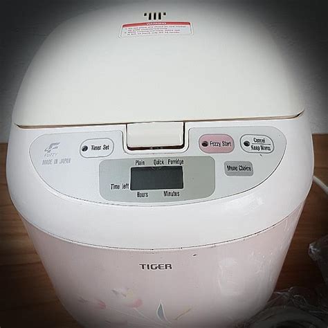 Tiger Microcomputer Rice Cooker 5 5 Cups 1 0 Litre 9 10 Made In Japan