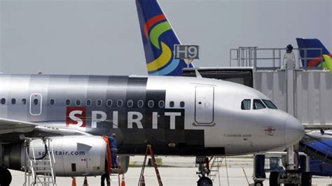 Spirit Airlines Rewarding Customers Who Tweet Complaints Fox News Video