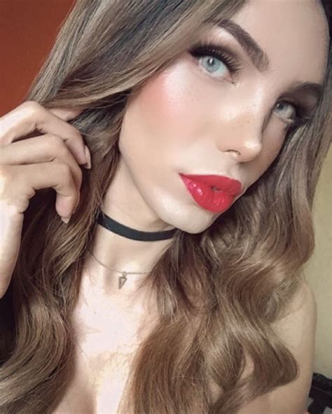 Miranda Lombardo En Instagram “💋” Nose Ring Fashion Miranda