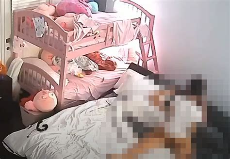 【ガチ動画】10代の娘の部屋に仕掛けたカメラに夫が登場、本当に死にたい・・・ ポッカキット