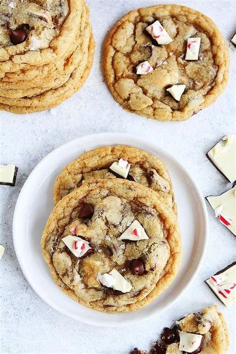 It's a beautiful powerhouse that'll last forever. Peppermint Bark Chocolate Chip Cookies {KitchenAid Mixer ...