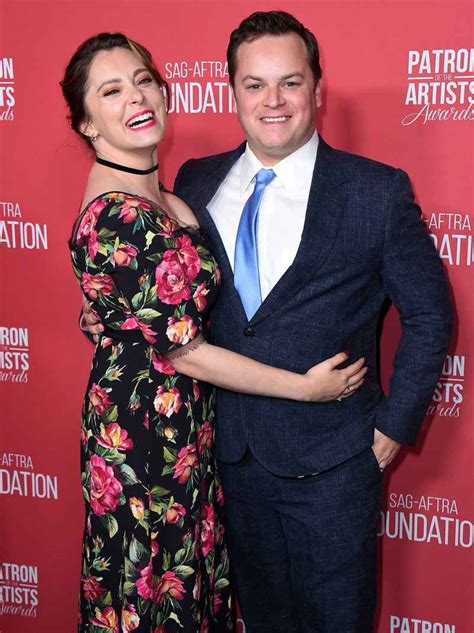 Rachel Bloom Gives Birth Welcomes 1st Child With Husband Dan Gregor