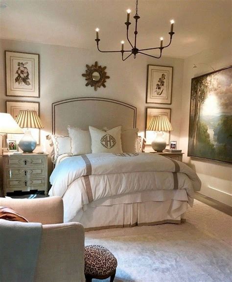 20 Modern French Style Bedroom Decoomo
