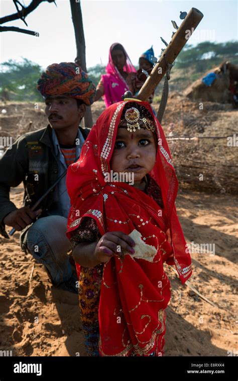 Indian Girl Red Veil Hi Res Stock Photography And Images Alamy