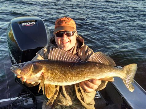 Hayward Wisconsin Fishing Guide Mike Best Guide Service
