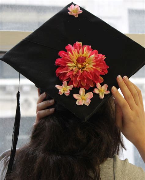 Graduation Flowers Guide To Sending Flowers To Congratulate The