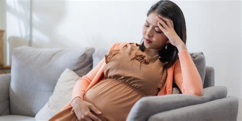 Headache During Pregnancy Causes Remedies And When To Worry