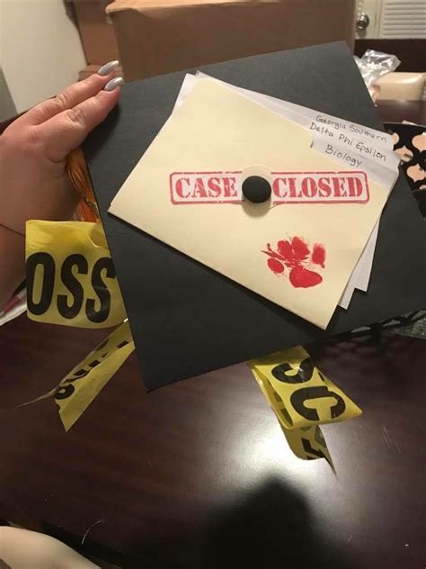 Investigación criminal 1x, navy navy: Criminal justice | Graduation cap decoration, College ...