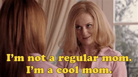 Amy Poehler Is A Cool Mom In Mean Girls The Hollywood Gossip
