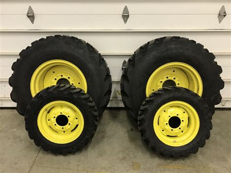 Deere 3 Series R4 Tires And Wheels 27x850 15 And 43x1600 20 Green