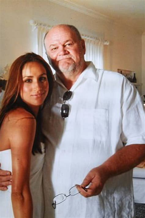 Here's how tom and meghan markle's relationship has changed thomas markle sr. Meghan Markle's Reaction when Father Thomas Markle Refused ...