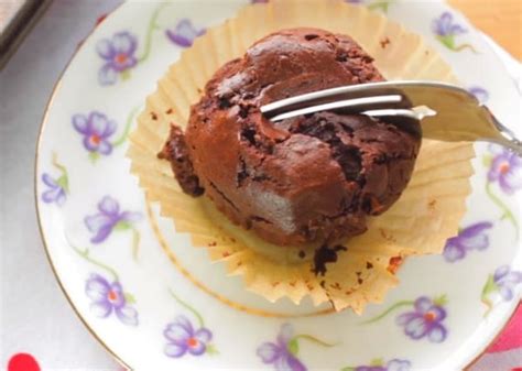 3 Ingredient Chocolate Cupcakes Simply Bakings