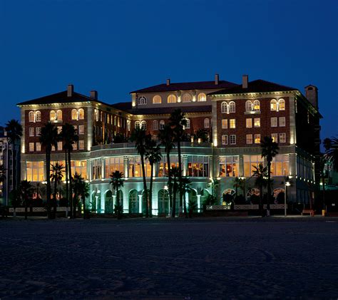Hotel Casa Del Mar In Santa Monica Offers Beach Club Program Extravaganzi