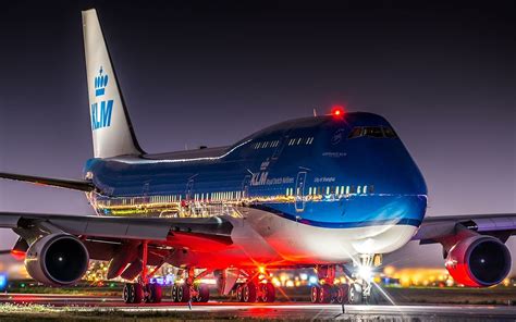 Boeing 747 400 Boeing Aircraft Passenger Aircraft Airbus Klm