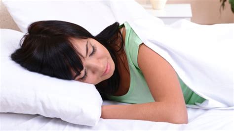 Dormire Per Non Ingrassare Così Si Combatte Lobesità Benessereblog