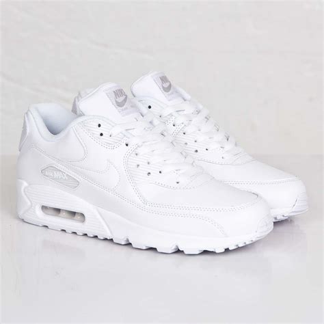Nike Air Max 90 Leather 302519 113 Sns