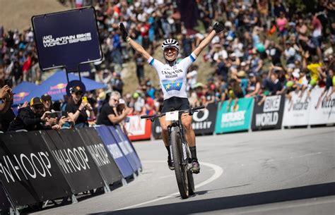 Lecomte Deja Plantada A Ferrand Prevot Y Se Lleva La Victoria En La Copa Del Mundo Xco De