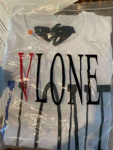 Vlone White Snake Mens T Shirt Vlone Stylist T Shirt Big V Logo High