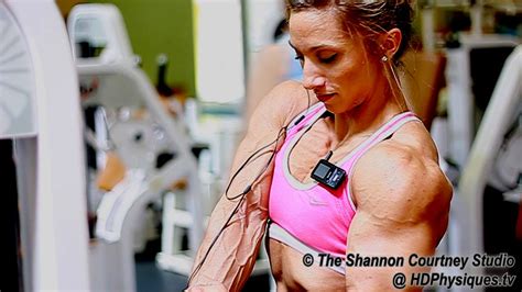 Shannon Courtney Posts A BRAND NEW Arm Training Video At HDPhysiques Tv