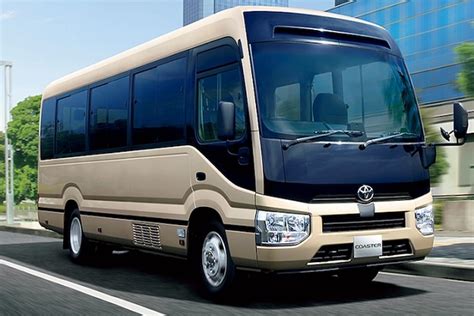 Charter Bus Vs Coach Bus Know The Difference Coach Bus Rental