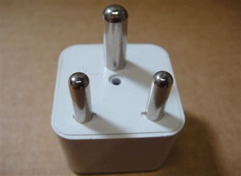 Seven Star Ss415i India 3 Pin Universal Plug Adapter Type D 3 Pin Round
